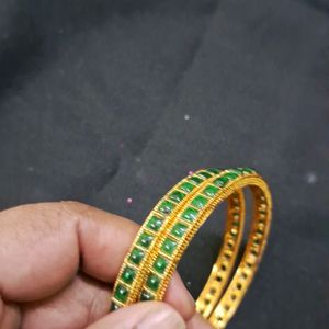 Beautiful Green 💚 Bangles