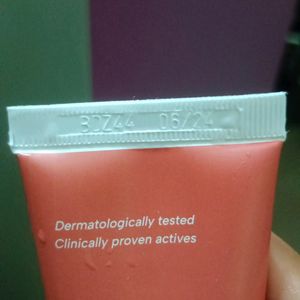 DERMATOUCH Daily Glow Face Wash