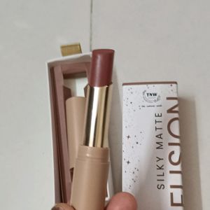 TNW Silky Matte Fusion Lipstick.