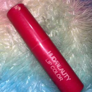 Pink And Red Colour Huda Lipstick For Dupe