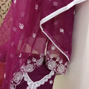 🆕A Beautiful Organza Unstitched Suit