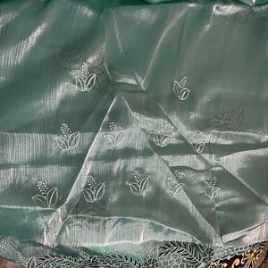 Trendy Zimmi Choo Saree With Attached Blouse Pics