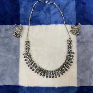 Silver choker set with earrings 🩶 for traditional