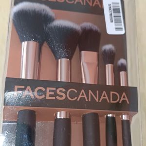 Faces Canada Brush Set