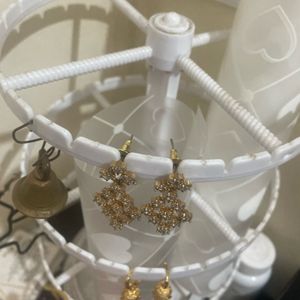 Can Organise Your Earrings,chains Etc