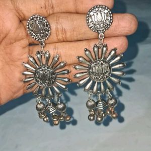 Fida Ethnic Oxidized Silver-Plated Floral Multi La