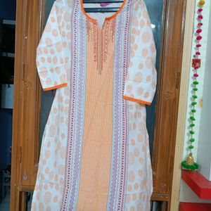 Premium Quality Printed Kurti