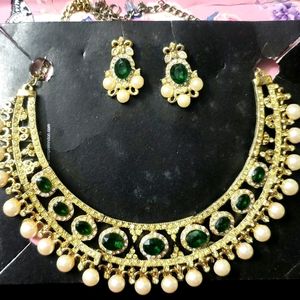 Necklace Set