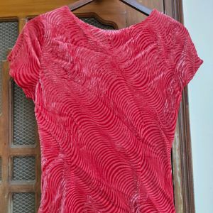 Velvet Shimmery, Half Sleeve Round Neck Top