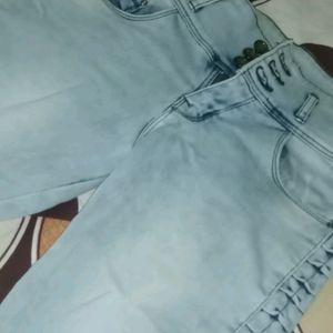 nBlue Colour Skinny Jeans With Side Pattern For Wo