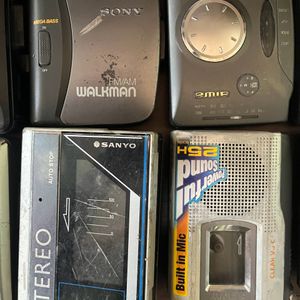 10 Cassette Walkman- NOT WORKING