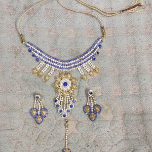 Jewellery Set With Maang Tikka