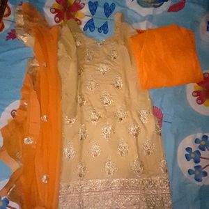 Suit Salwar