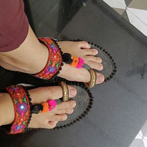 Colapuri Slippers