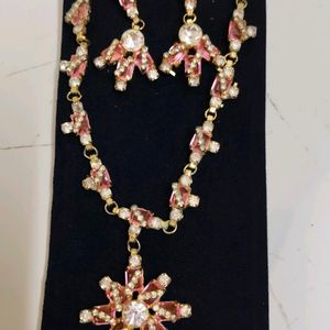 Diamond & Pink Colour Stone Set