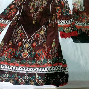 Pakistani Full Stitched Suit Set- LIBAS