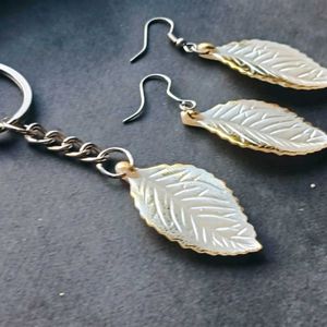 Keychain And Earrings Set