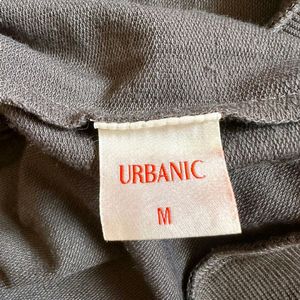 BRAND: URBANIC sweatshirt Size : M