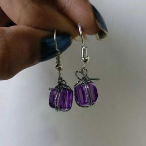 Wired Gift Box Earrings