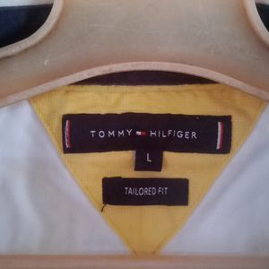 Tommy's White Buttondown