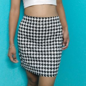 Cool Black And White Pattern Skirt 🤍🖤⚡