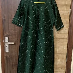 Beautiful Silk Green Kurta Set