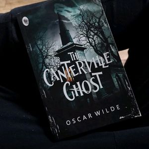 The Cantervilze Ghost Book Like New .