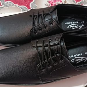 Knoos Genuine Leather Formal Shoes (Size 11)