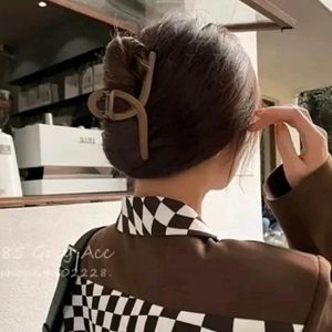 Korean fancy hair clutcher pack of 2