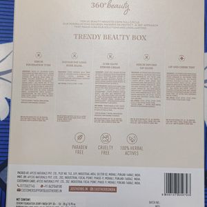 Just Herbs Trendy Beauty Box