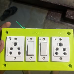 2pin 2socket board (plastic)