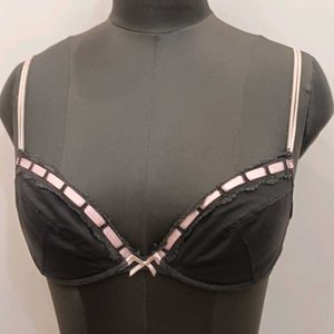 Light Padded Bra 34B