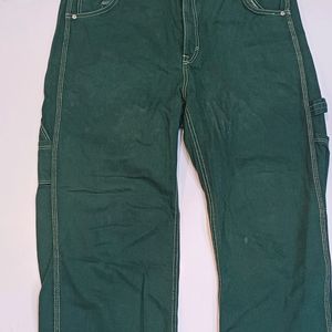 BERSHKA green cargo Pants 👖