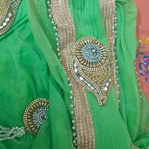 Ready To Wear Saree With Attached Broach