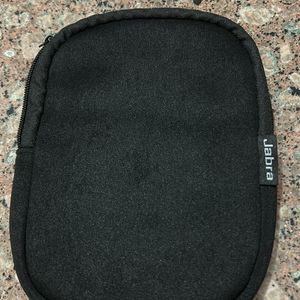 Electronic pouch with zipper for Headphones