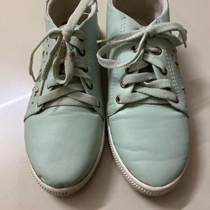 Women’s Casual Shoes Star Cut