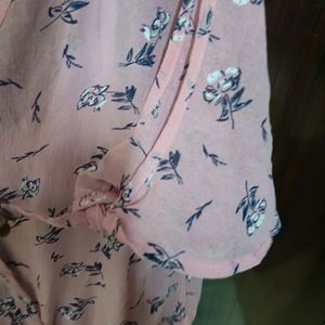 Cute Pink Top With Inner