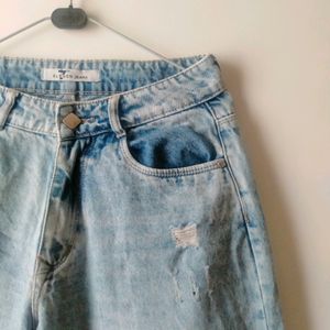 Women's Straight Fit Jeans