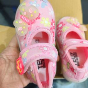 Lightening Shoes For Baby Girls