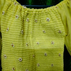 Yellow Net Croched Flower Crop Top