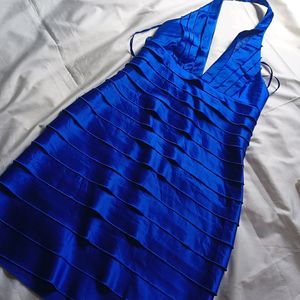 BCBGMAXAZRIA BLUE BODYCON