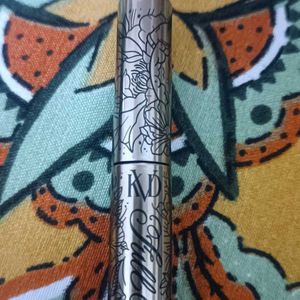 Kat Von D Full Sleeve mascara