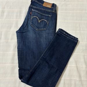 Levi’s Demi Curve Low Rise Skinny Jeans