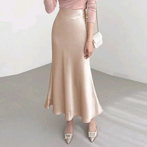 Pinteresty Satin Skirt