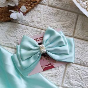 Beads Layered Bow