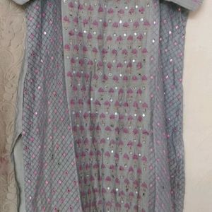 Women Mirror Work Embroidered Kurta