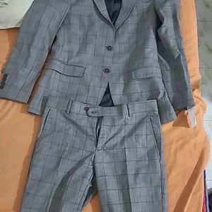 Linen Slim Fit Tuxedo Suit