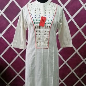 Off white embroidery Kurti