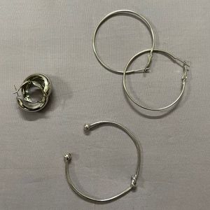 2 Pairs Of Earrings + Bracelet