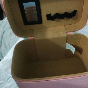 Makeup box